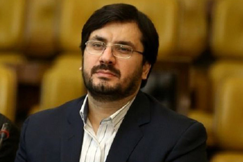 رییس دیوان محاسبات کشور: صندوق توسعه ملی خزانه دوم دولت‌هاست و برای کسری منابع خود به آن مراجعه می‌کنند.