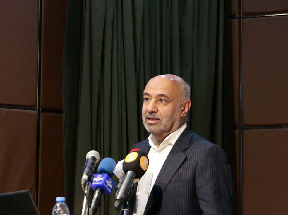 نمایشگاه پتروشیمی خوزستان به جای اهواز در ماهشهر برگزار شود/ تمرکز زدایی آغاز شود، زیرساخت‌ها برای توسعه مناسب است